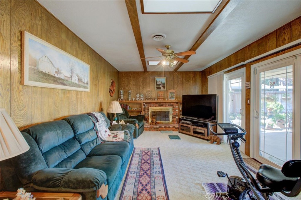 1625 Sheldon Property Photo 3