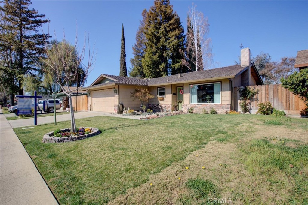 1625 Sheldon Property Photo 10