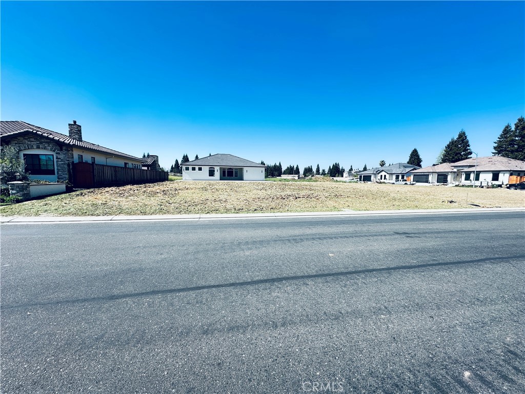 3351 Banbury Property Photo 4