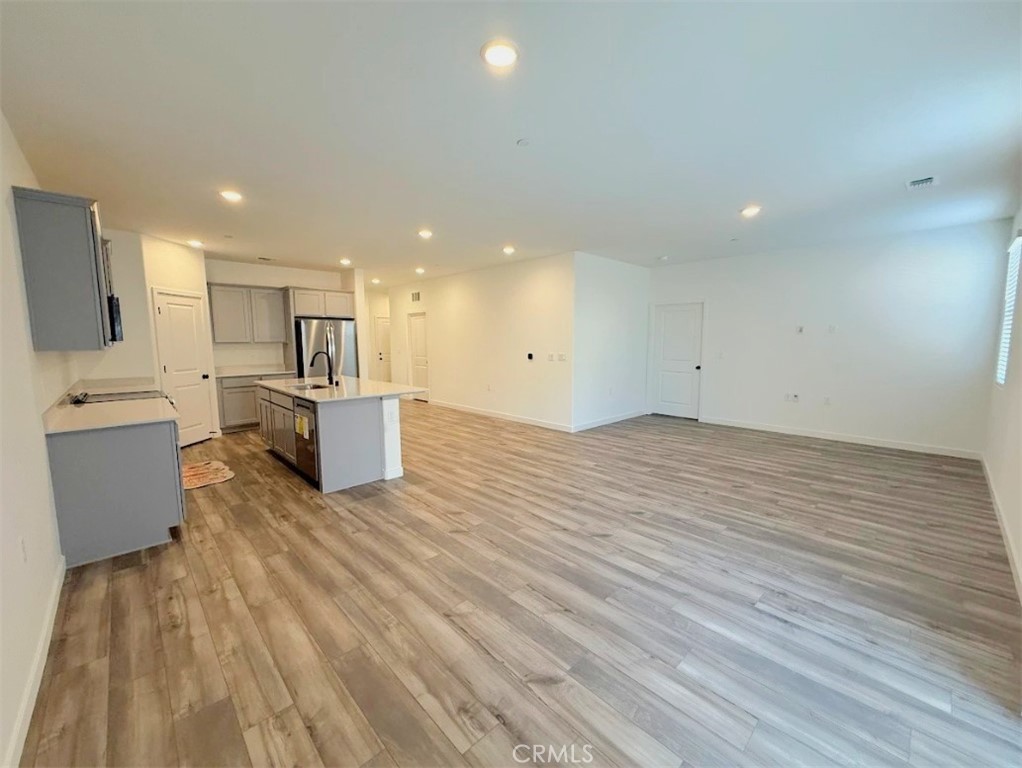 4639 Sami Jo Property Photo 5
