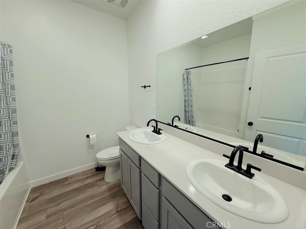 4639 Sami Jo Property Photo 11