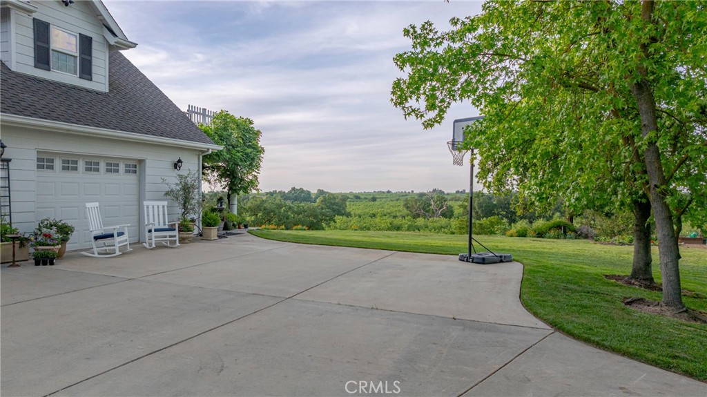 11126 Livingston Cressey Road Property Photo 10