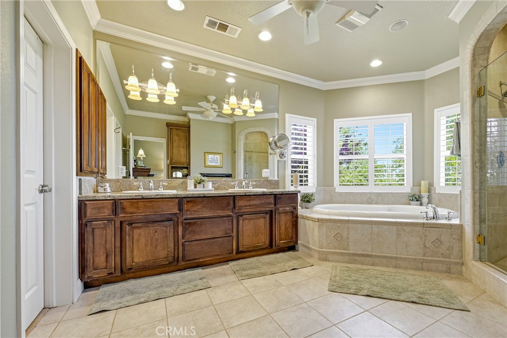 11126 Livingston Cressey Road Property Photo 31