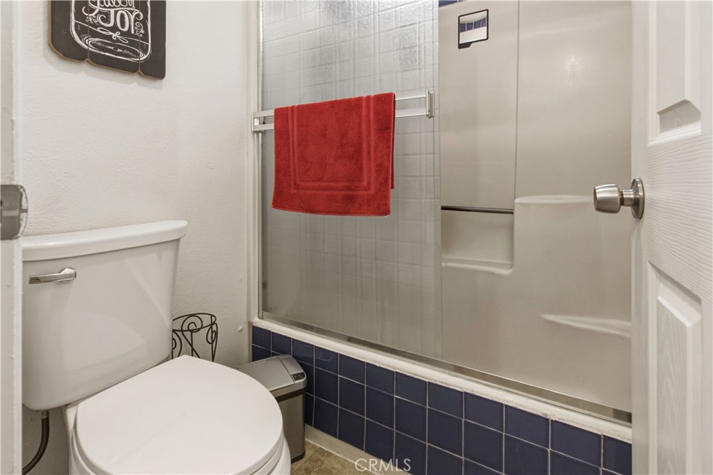 1418 Nut Tree Property Photo 18