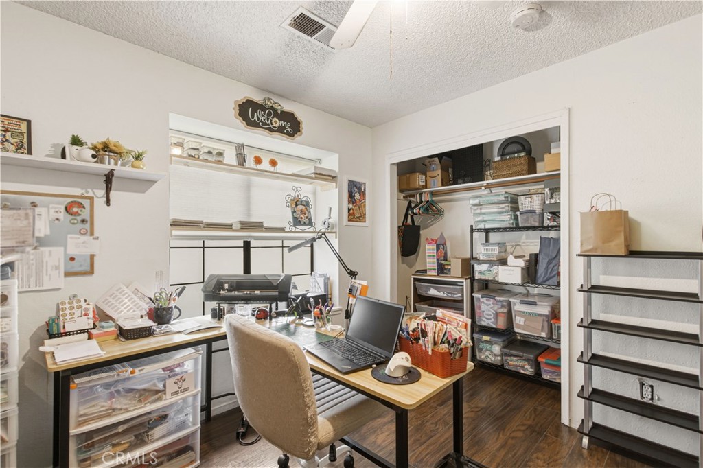 1418 Nut Tree Property Photo 20