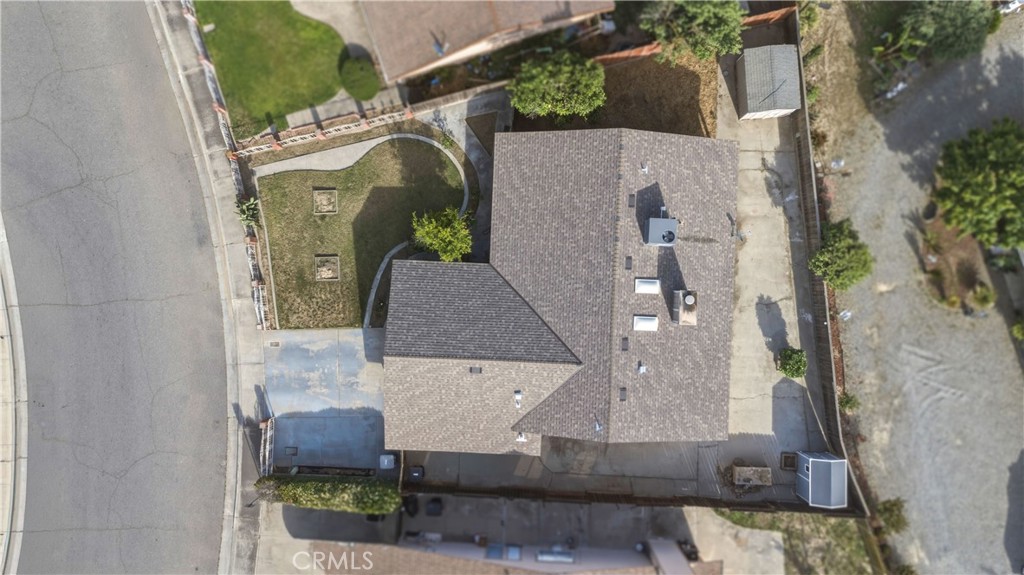 1418 Nut Tree Property Photo 31