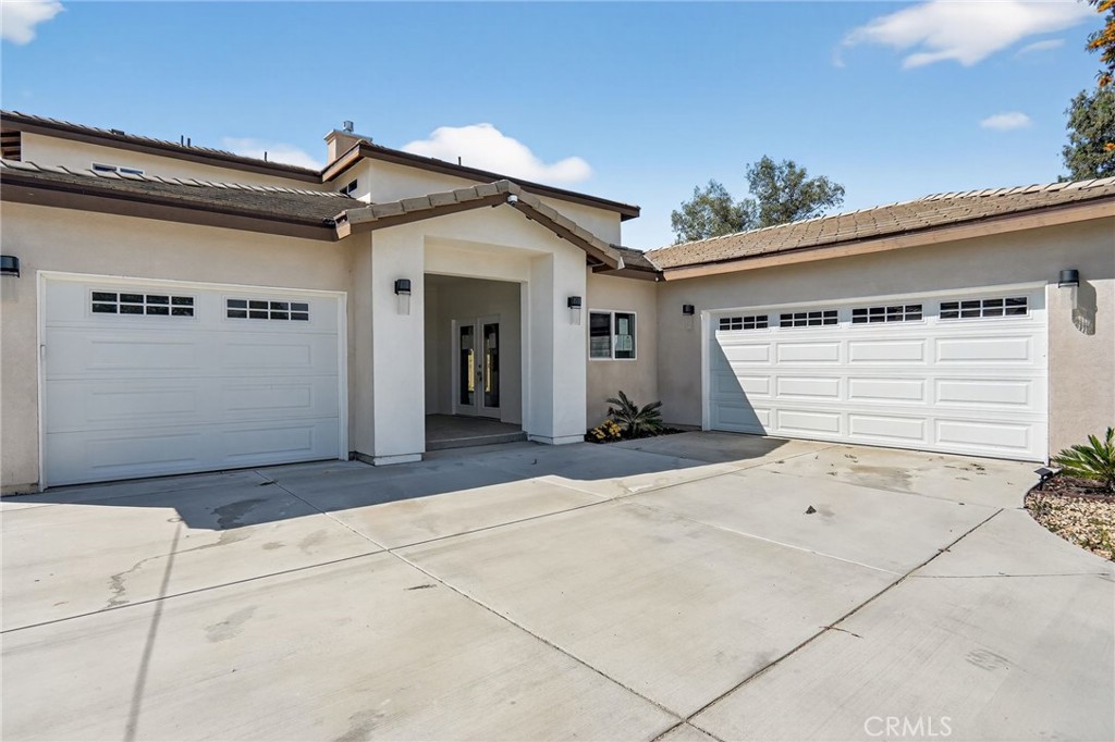 16015 Ceres Avenue Property Photo 1