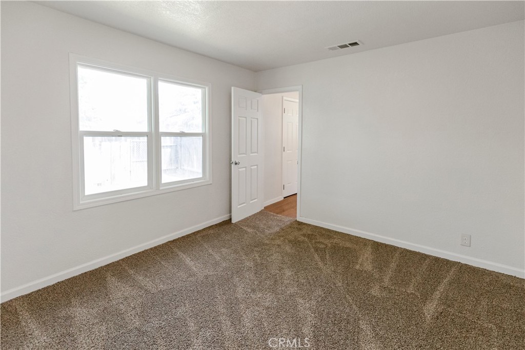 789 Yosemite Property Photo 12