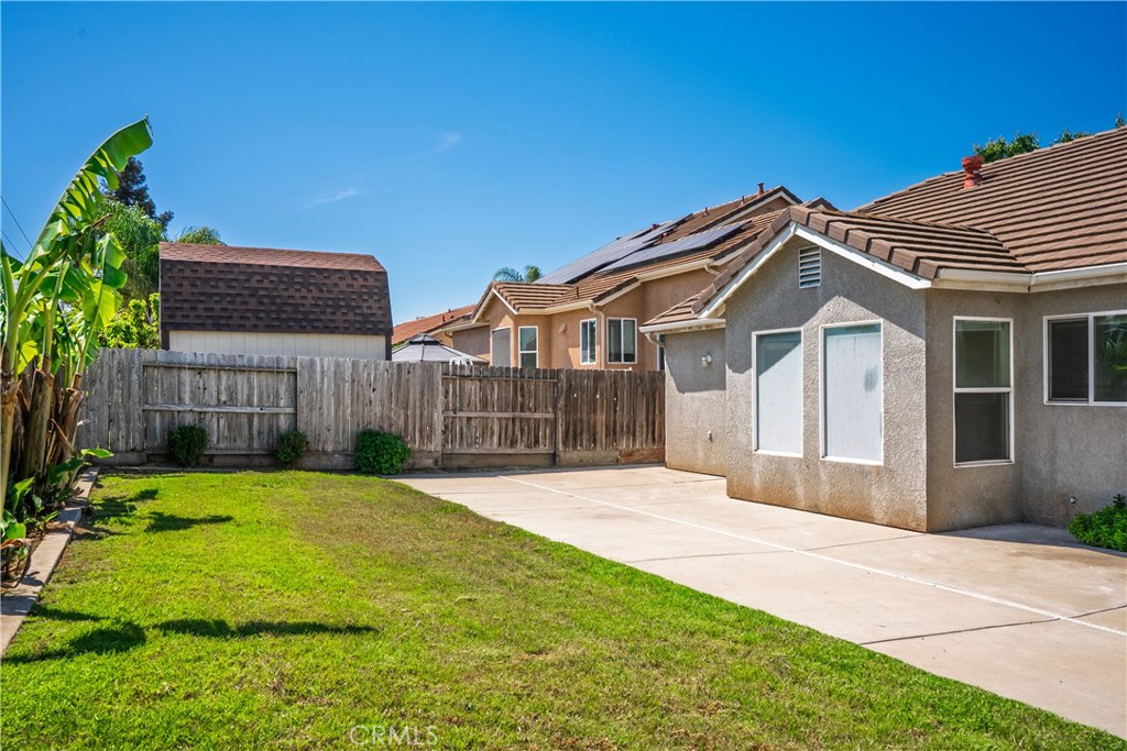 2658 N Drake Property Photo 25