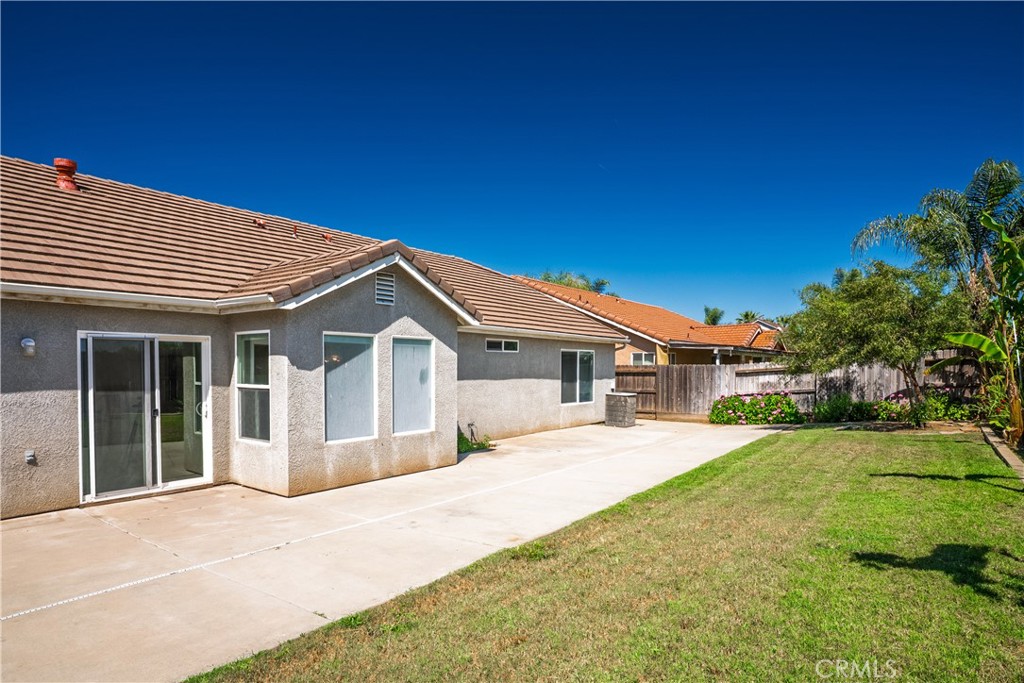 2658 N Drake Property Photo 26