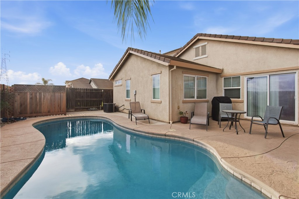 1478 La Sierra Property Photo 4