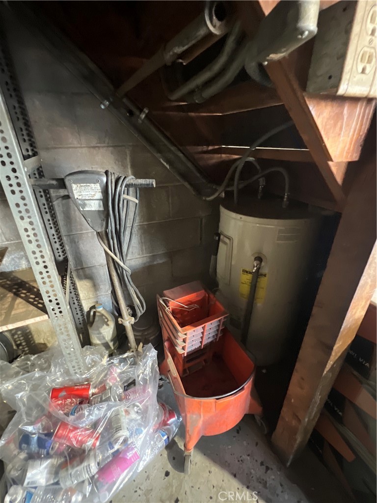 1040 High Property Photo 27