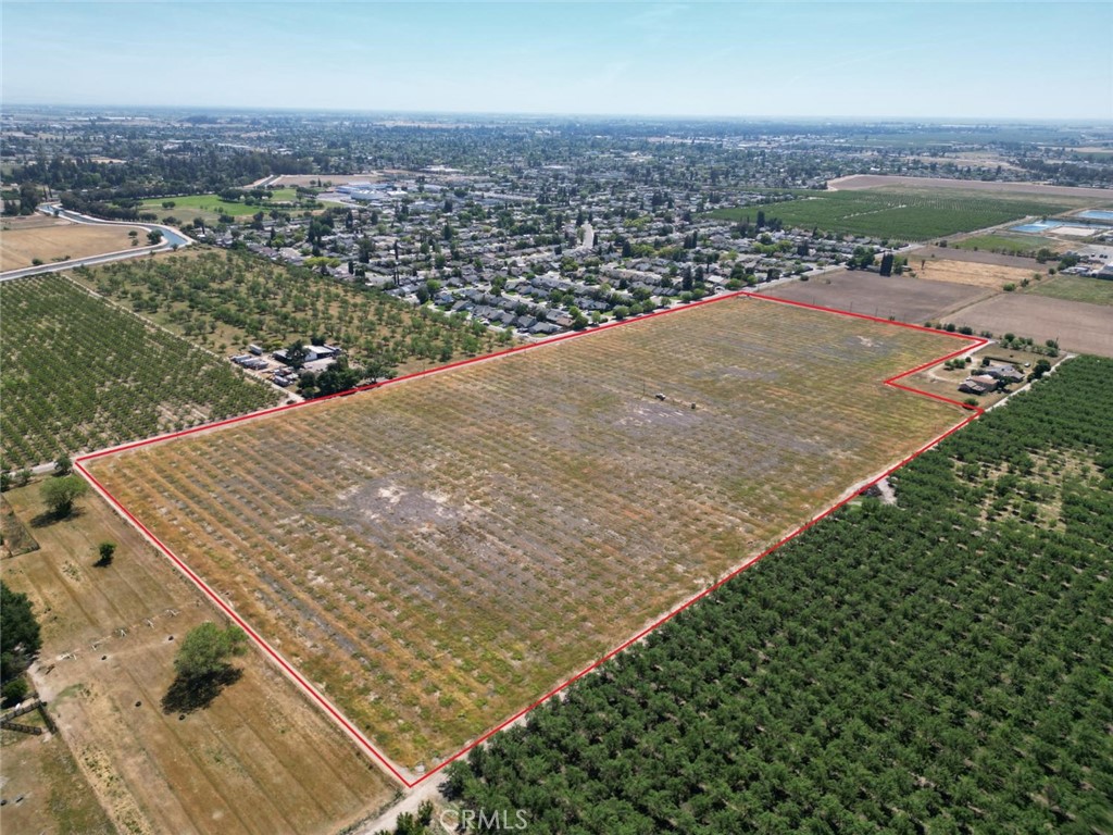 30 Fruitland Property Photo 1