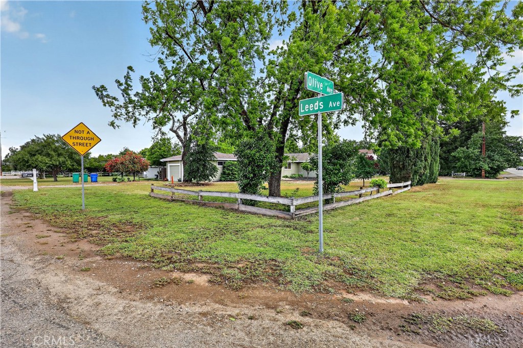 3276 E Olive Avenue Property Photo 8