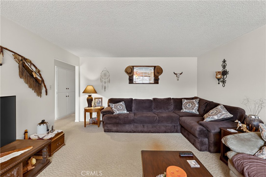 3276 E Olive Avenue Property Photo 13