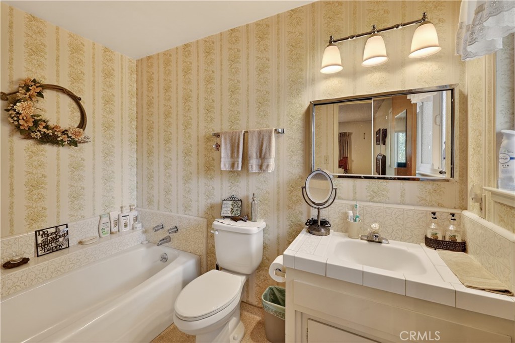 3276 E Olive Avenue Property Photo 26