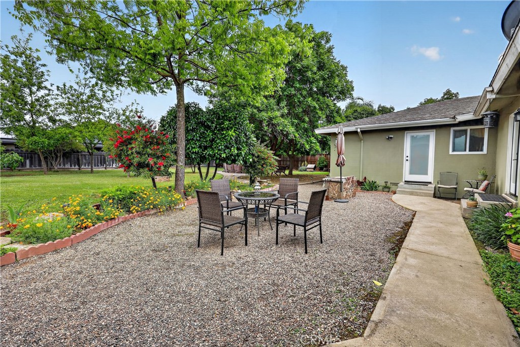 3276 E Olive Avenue Property Photo 40