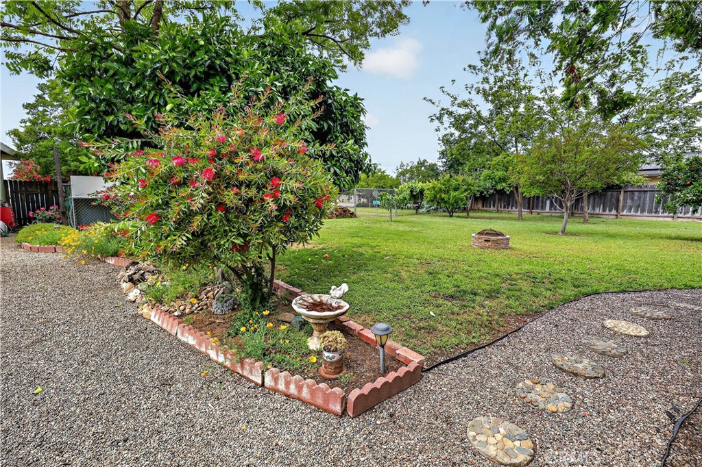 3276 E Olive Avenue Property Photo 44