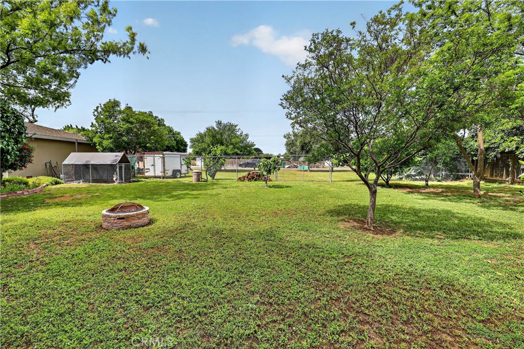 3276 E Olive Avenue Property Photo 49