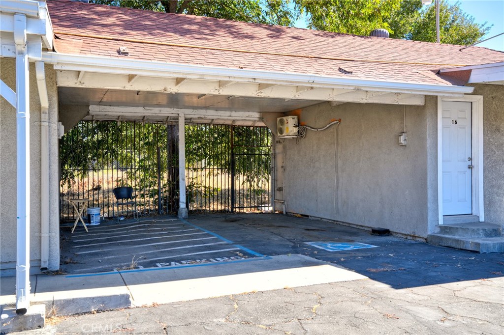 1506 S Mariposa Road Property Photo 7