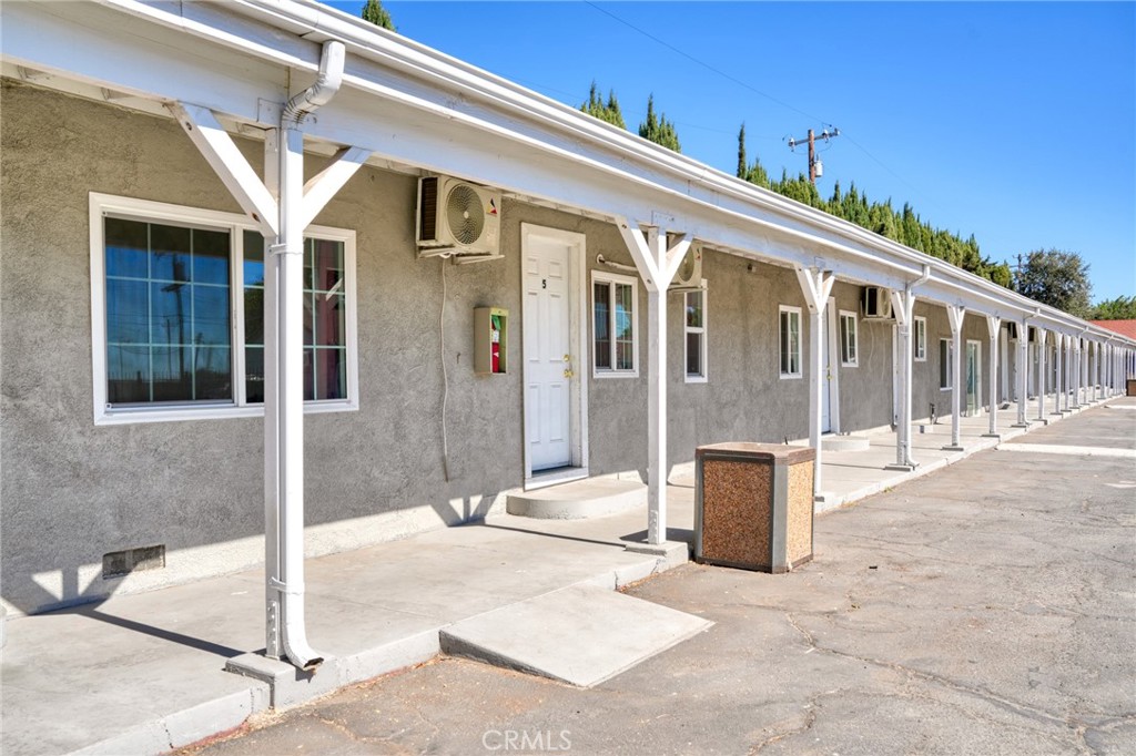 1506 S Mariposa Road Property Photo 11