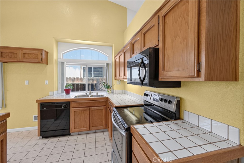 3451 Paseo Verde Property Photo 6