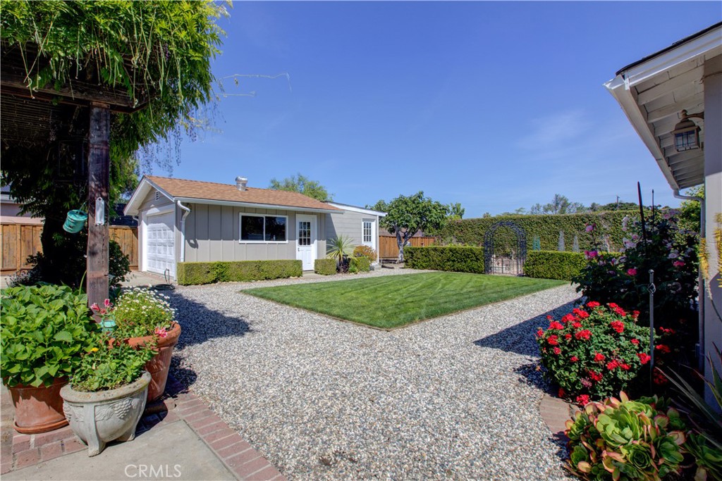 14793 Ronda Property Photo 4