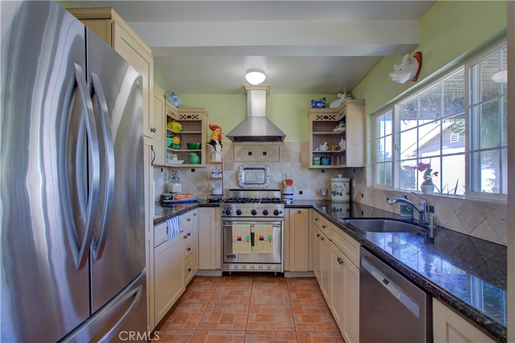 14793 Ronda Property Photo 7
