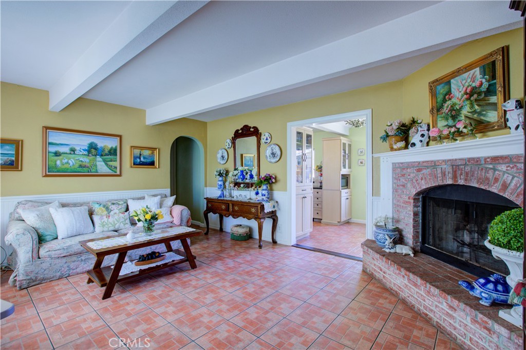 14793 Ronda Property Photo 9
