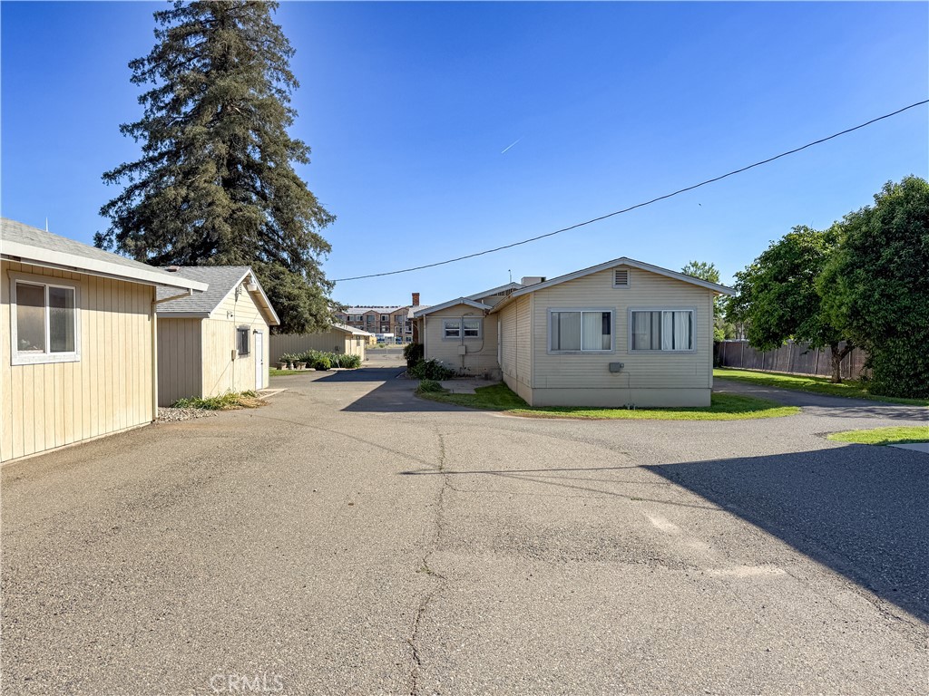 2125 Yosemite Parkway Property Photo 4