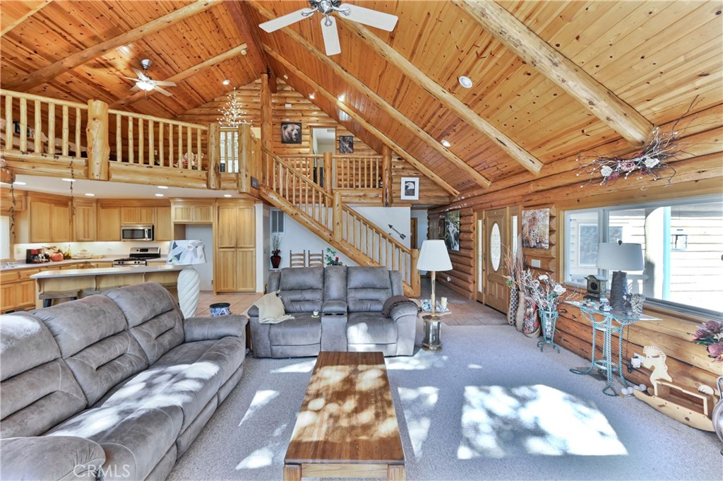 21416 Robin Lane Property Photo 4