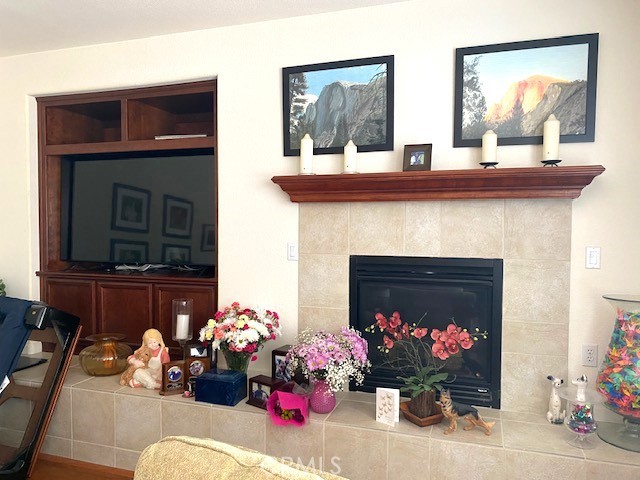 1220 E Springer Drive Property Photo 6