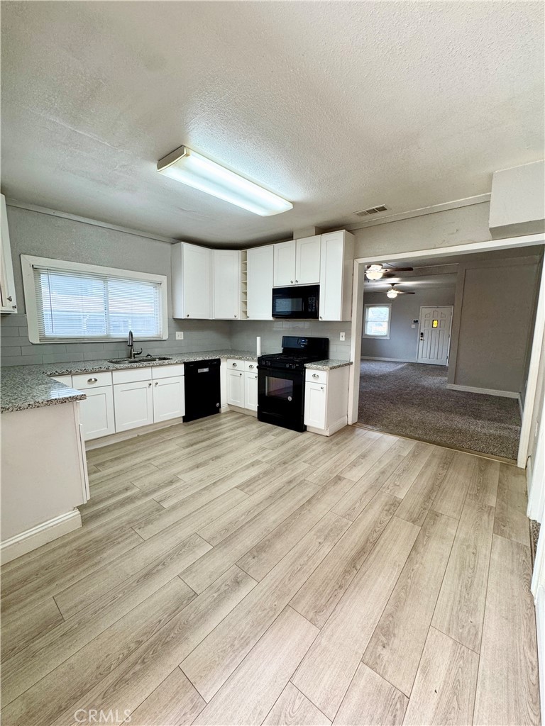 522 Wolfe Property Photo 30