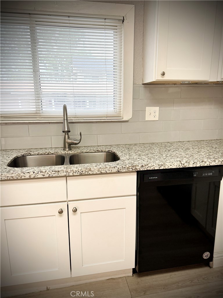 522 Wolfe Property Photo 33