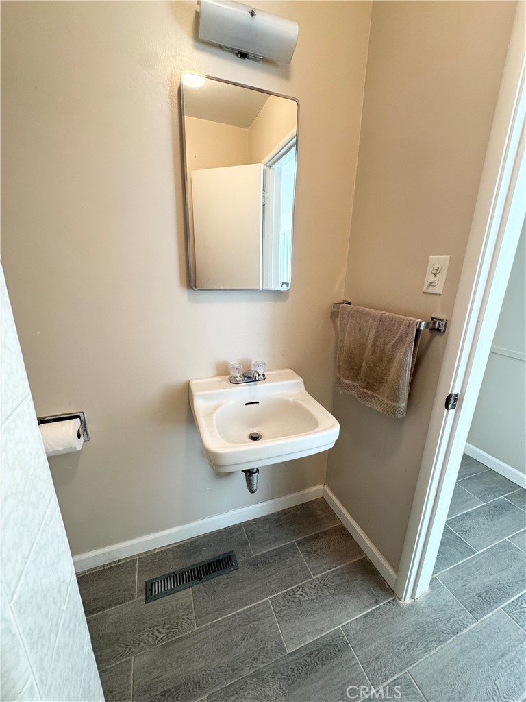 1101 E Monte Vista Property Photo 17