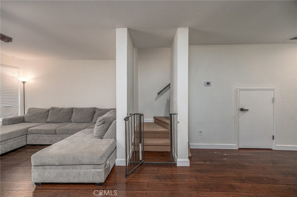 581 Lincoln Ave Unit B Property Photo 15