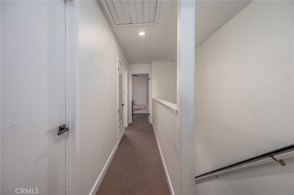 581 Lincoln Ave Unit B Property Photo 16