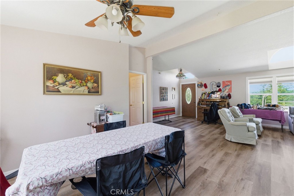 21552 Sprague W Property Photo 10