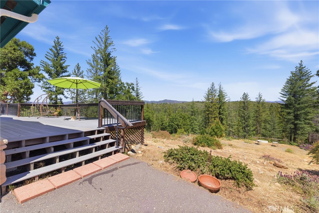 21552 Sprague W Property Photo 16