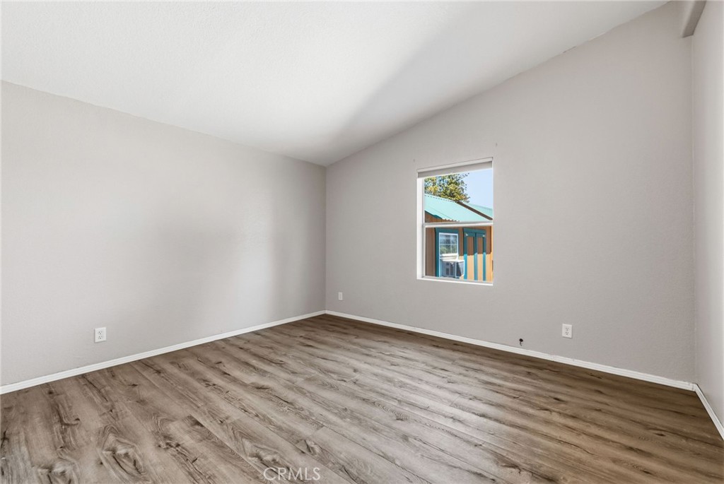 21552 Sprague W Property Photo 20