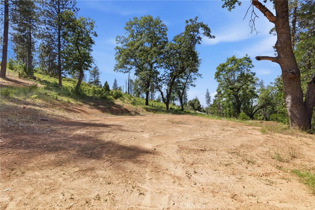 21552 Sprague W Property Photo 21