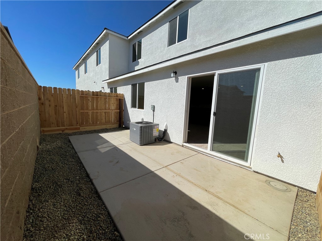732 Stone Ridge East Avenue Property Photo 5