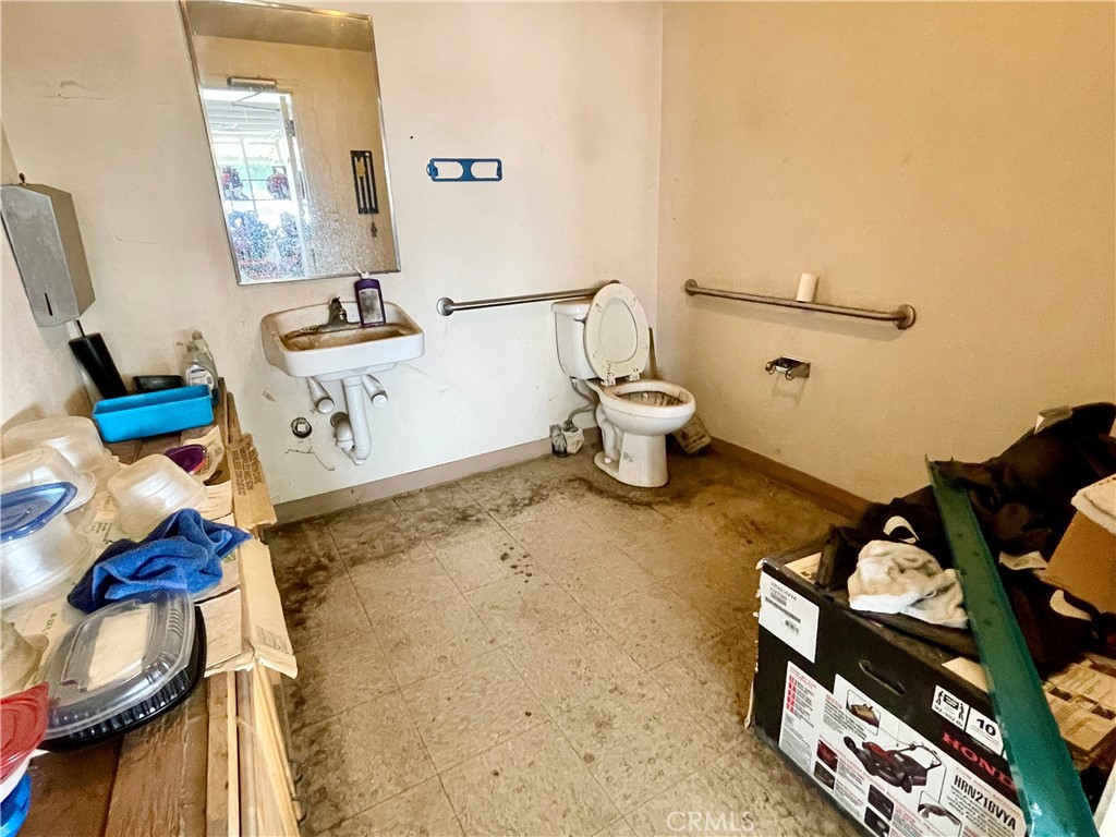 1785 E 21st Street Property Photo 14