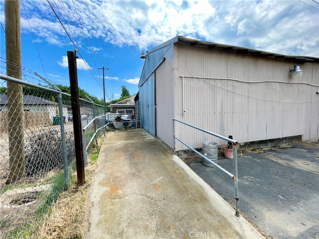 1785 E 21st Street Property Photo 19