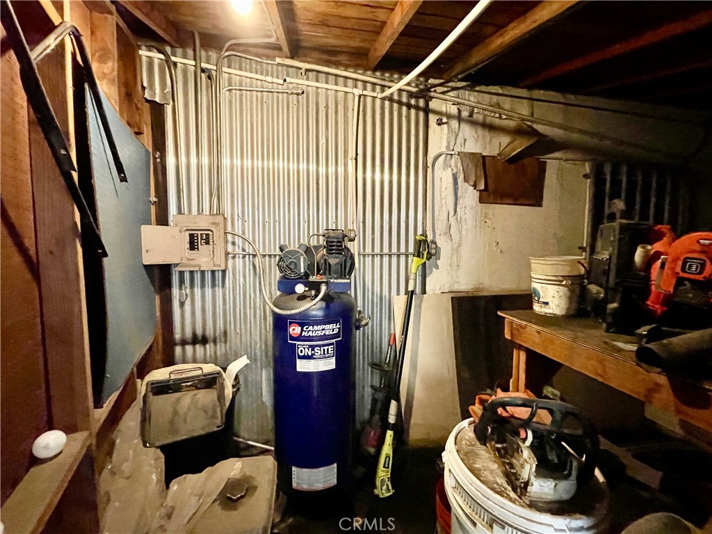 1785 E 21st Street Property Photo 29