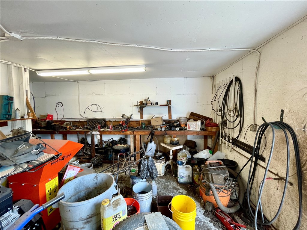 1785 E 21st Street Property Photo 34