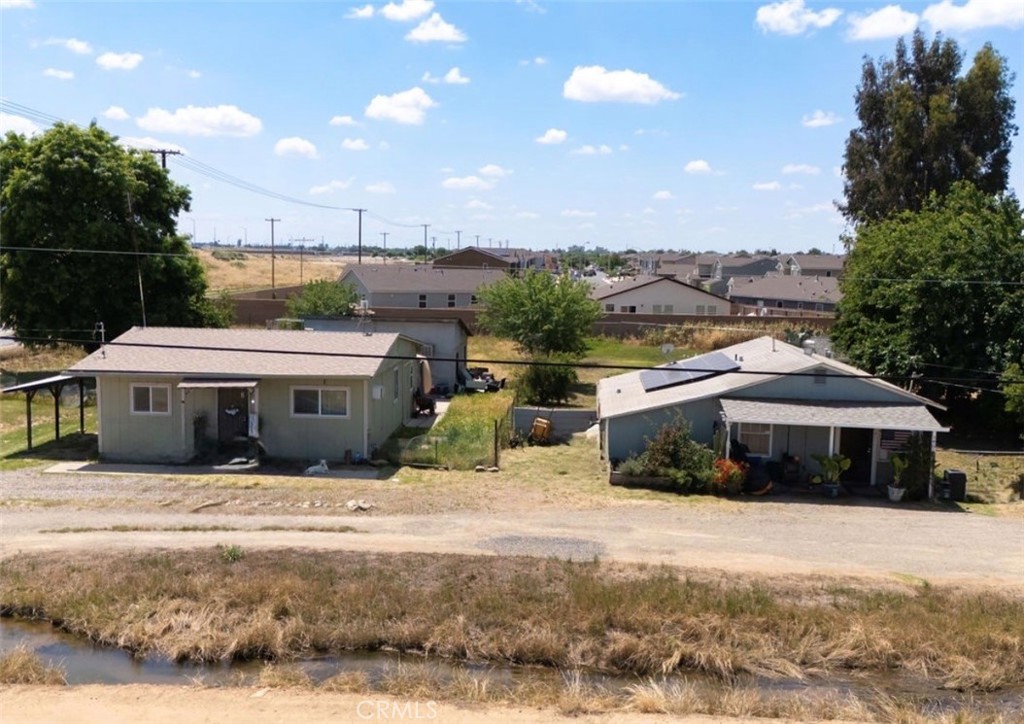 3411 Baker Property Photo 4