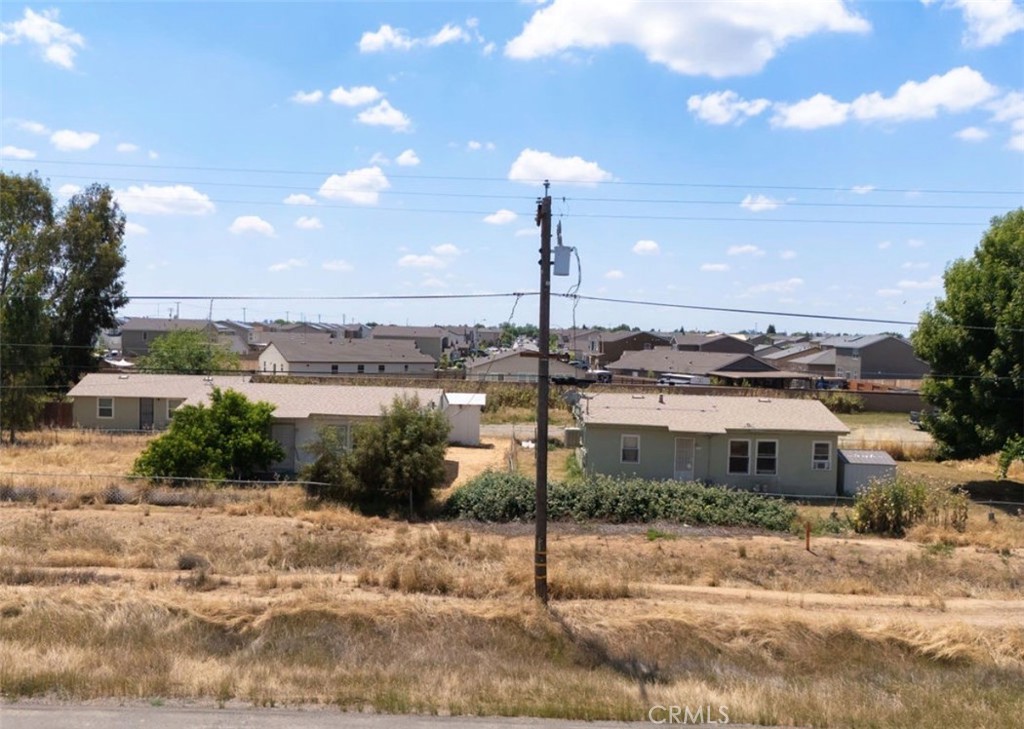 3411 Baker Property Photo 6