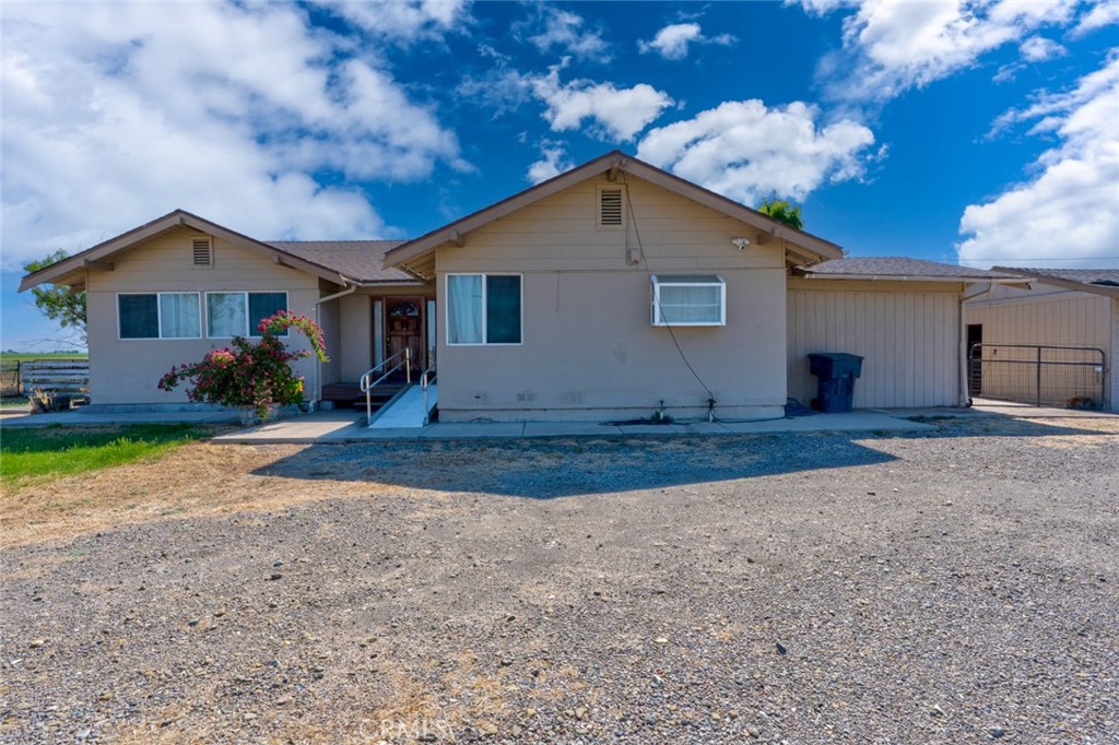 17626 Britto Road Property Photo 12