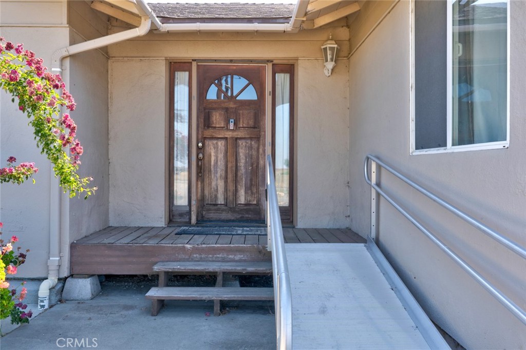 17626 Britto Road Property Photo 15